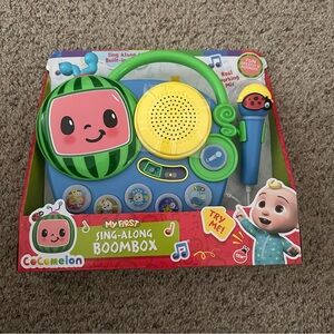 CoComelon Sing-Along Boombox - Green, Blue, Yellow
